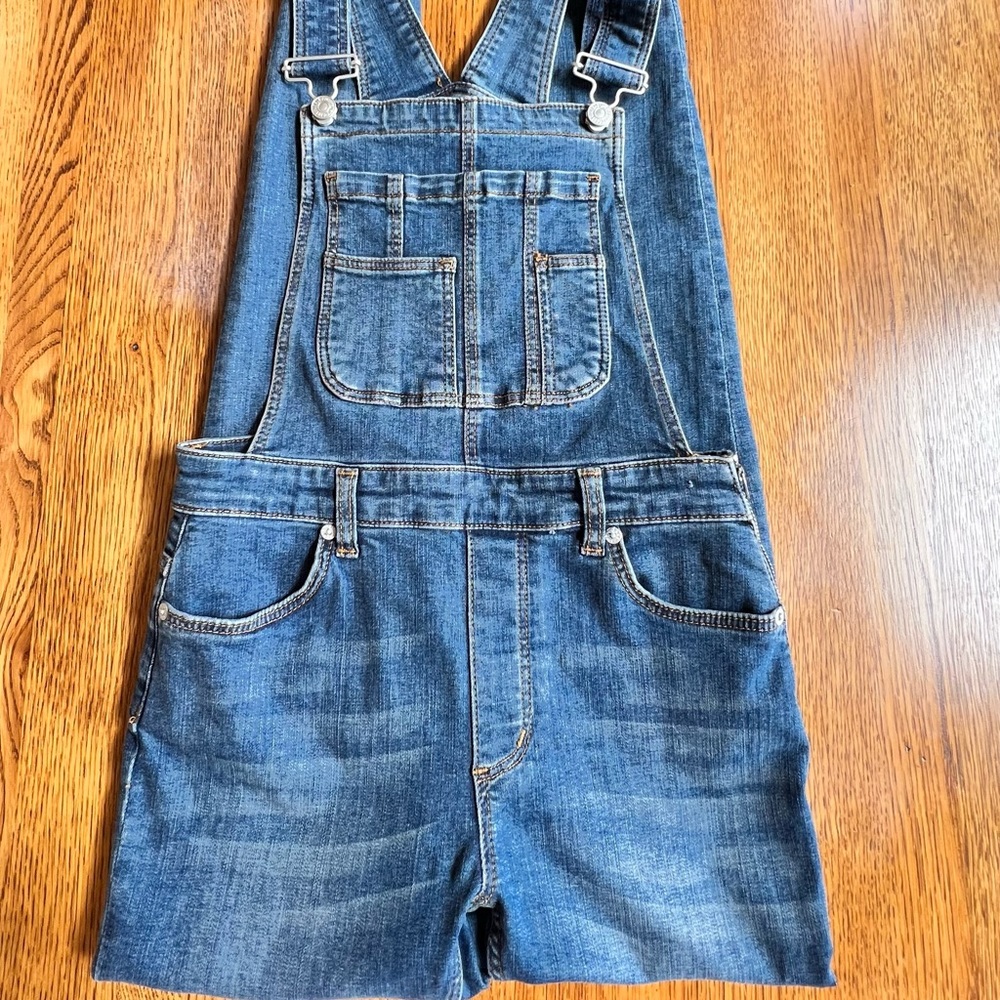 ⭐️ Free People Denim Jean Overalls Coveralls Size 26R - Picture 2 of 13